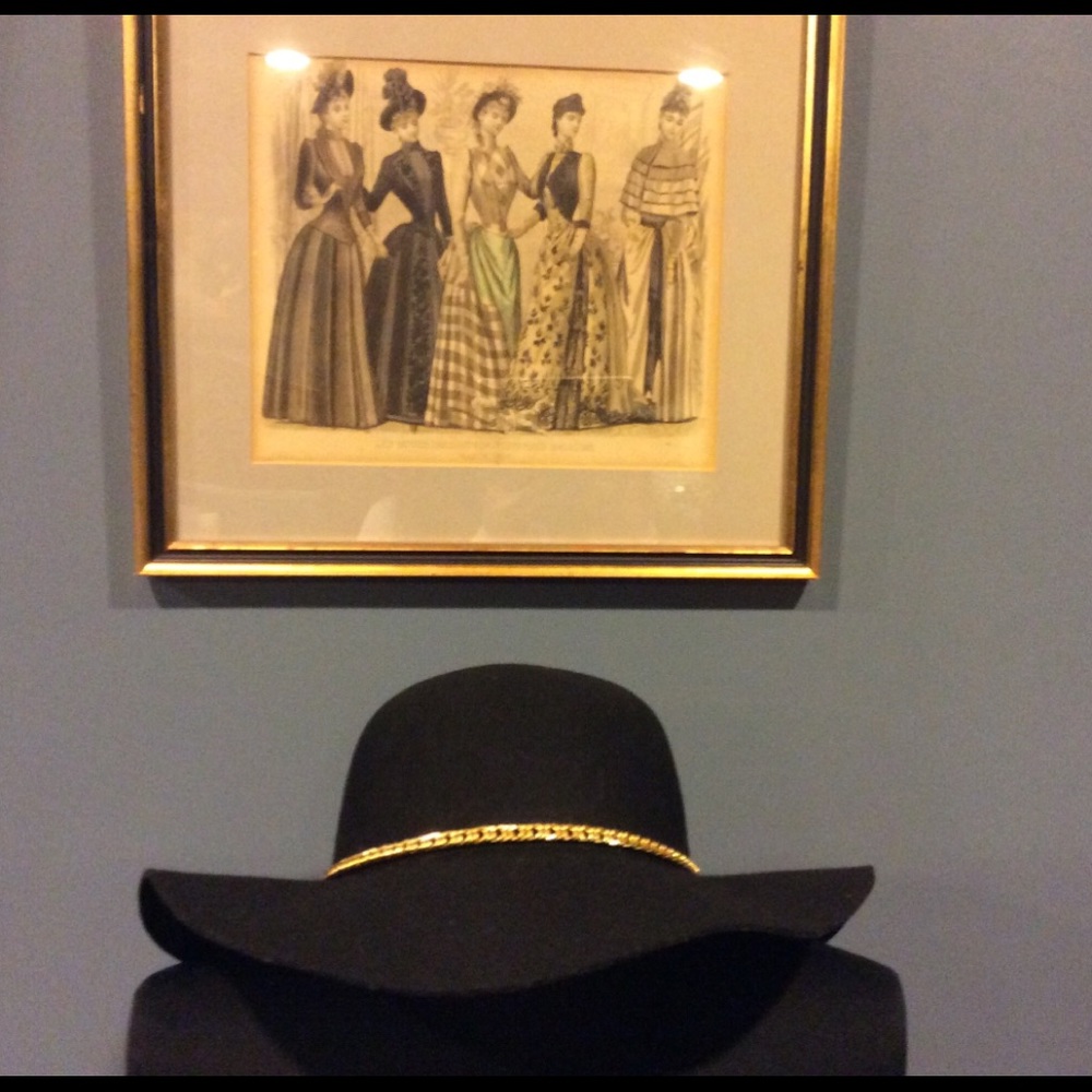 Last one! Saks 5th Avenue Fedora Hat (Black) - Picture 3 of 7